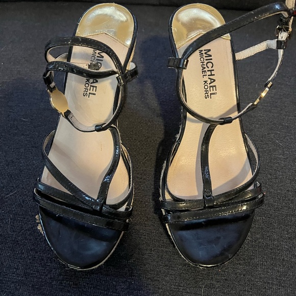 Micheal Kors black/ raffia wedge sandal 6.5 - Picture 2 of 5